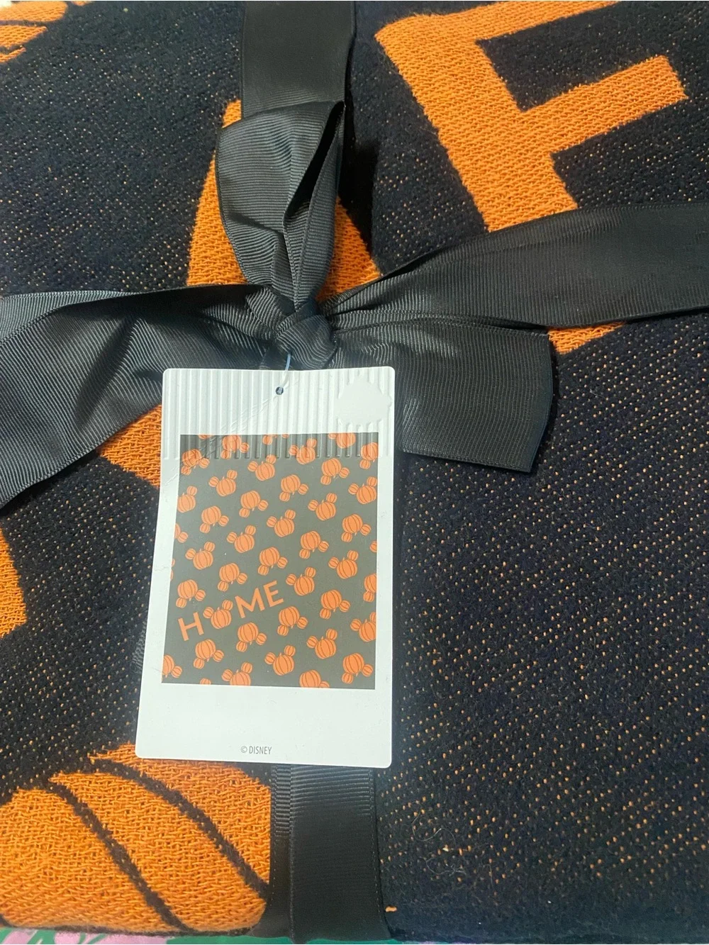🎃 Disney Mickey Mouse Halloween Pumpkin Woven Throw Blanket